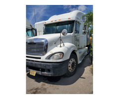 Freightliner Columbia 2004